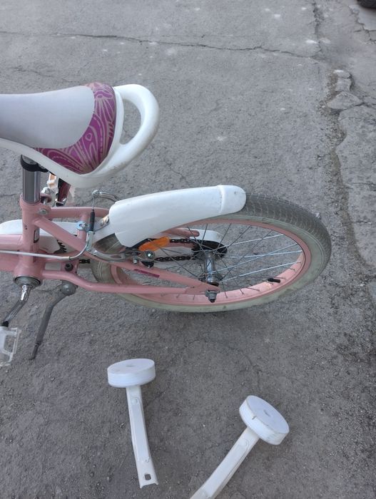 Детски велосипед ,20 цола с аксесоари!