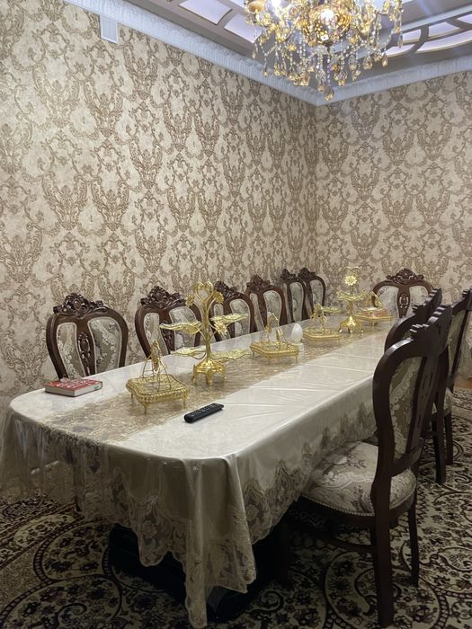 Продаются стол стулья