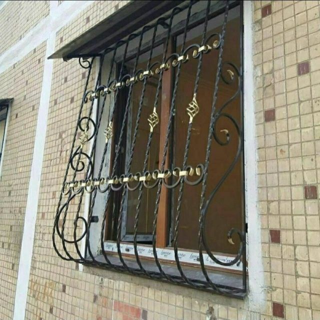 Установка решетки на раму и ограждение