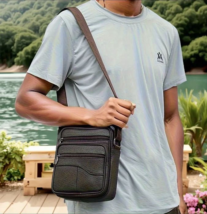 Компактна и Елегантна чанта за през рамо/Черна ест. кожа -10% Промоция