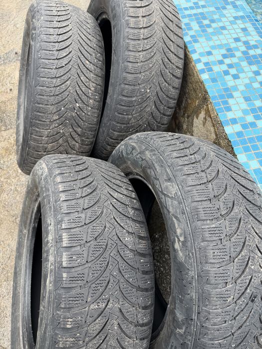 Зимни гуми 235/60/R16 NEXSEN