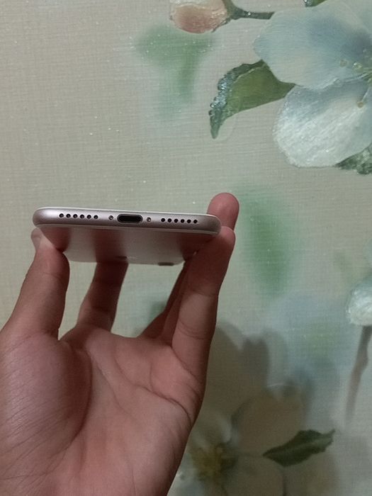 Iphone 7 sotiladi 32talik