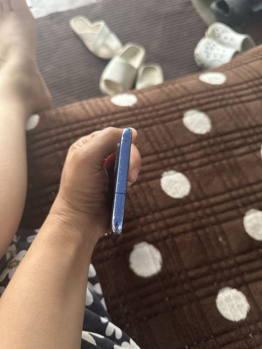 Продам samsung S10 lite