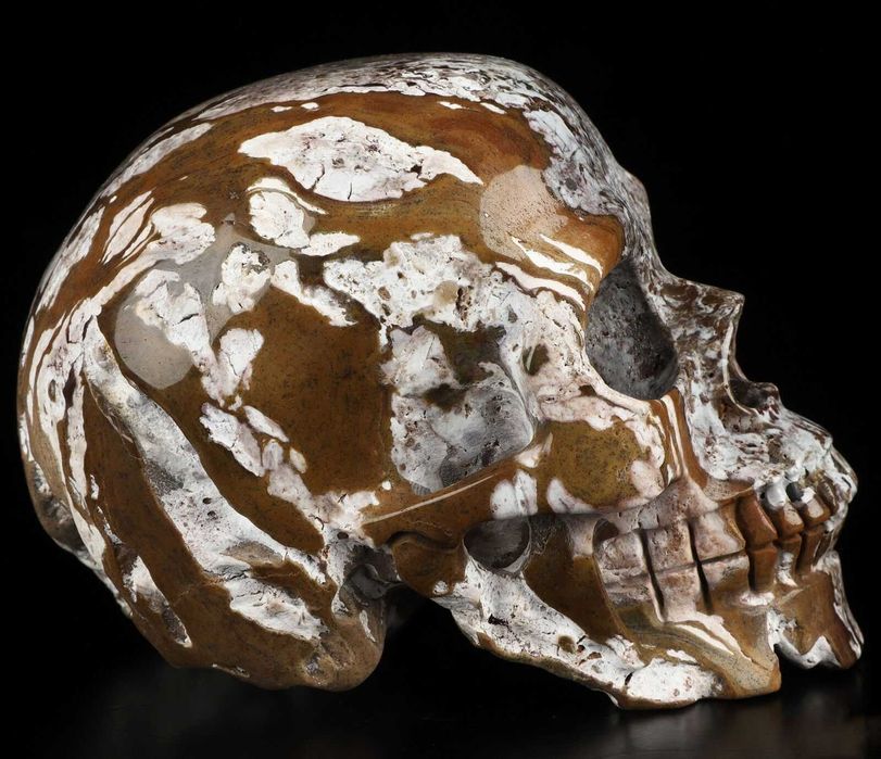 Кристален череп от яспис