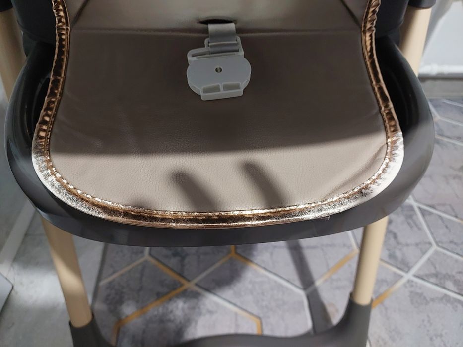 Стульчик для кормления, шезлонг