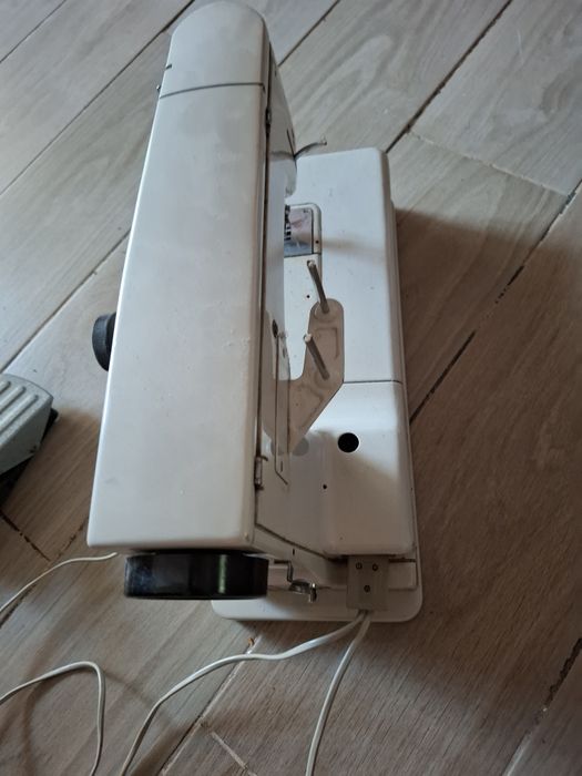 Masina de cusut Neckermann Minerva