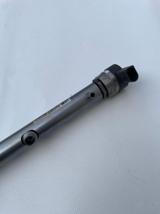 Rampa Injectoare Mercedes 2.0 CDI OM654 A, B, C, CLA CLS, E, Sprinter