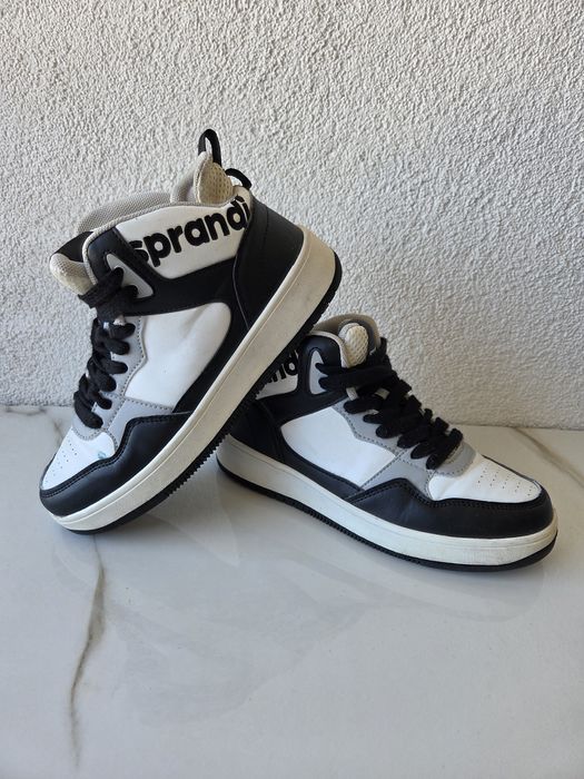 Vand adidasi baieti,ghete si adidasi dama