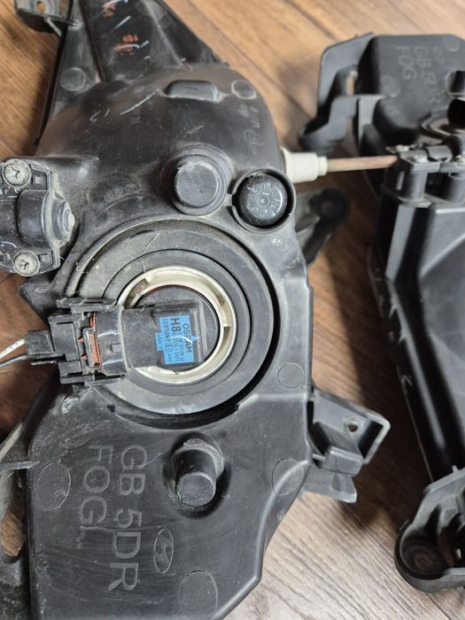 Халогени и преден капак за Хюндай и20. Модел от 2014 до 2019 г.