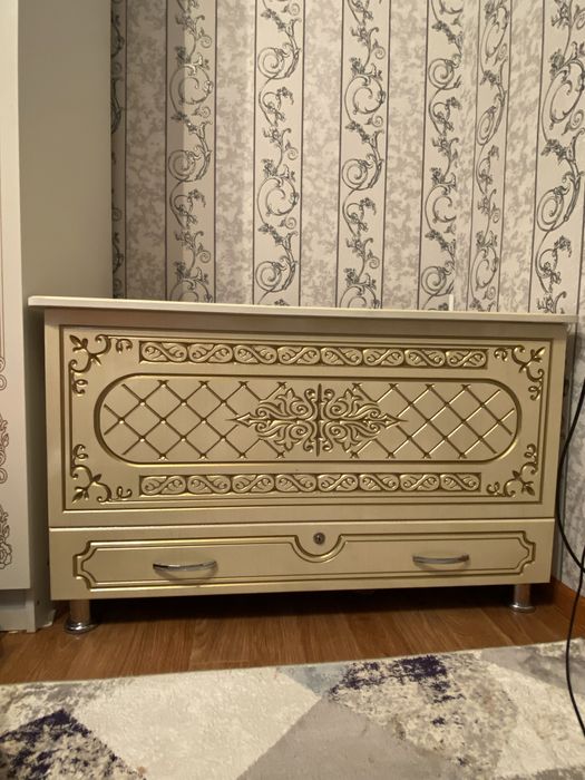 2 kazaksha сандык екеуы еки турлы размерде.