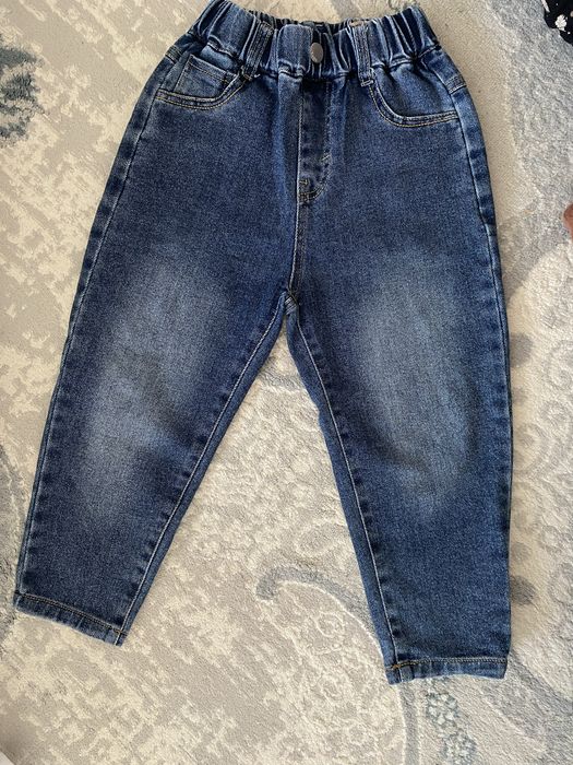 джинсовые штаны на 4-5 лет