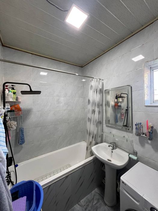 Продаётся квартира своя без посредников с евро ремонтом.