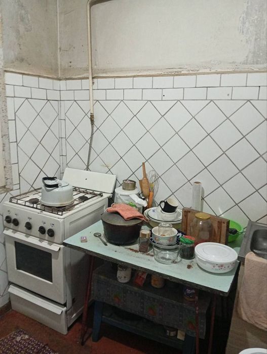 ^ЗЕРКАЛКА! 2/4/4 МЕТРО М.Улугбек Чиланзар 6 квартал Продаётся квартира