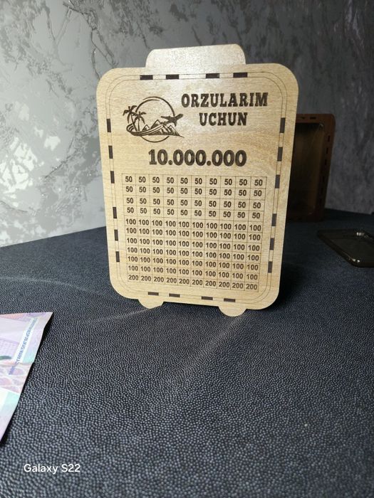 Продаётся копилка 
Прозрач