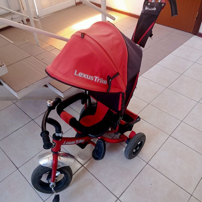 Трехколесный велосипед