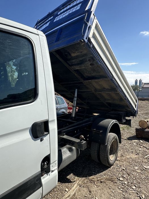 Iveco Daily 35C18 – 3.0 Diesel 180 CP – Basculabil 3 Părți