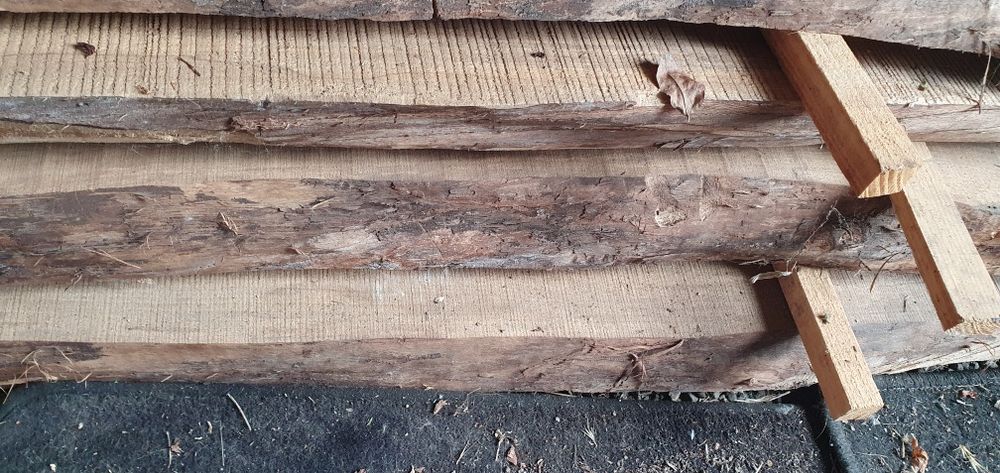 Орехов матриал дъски