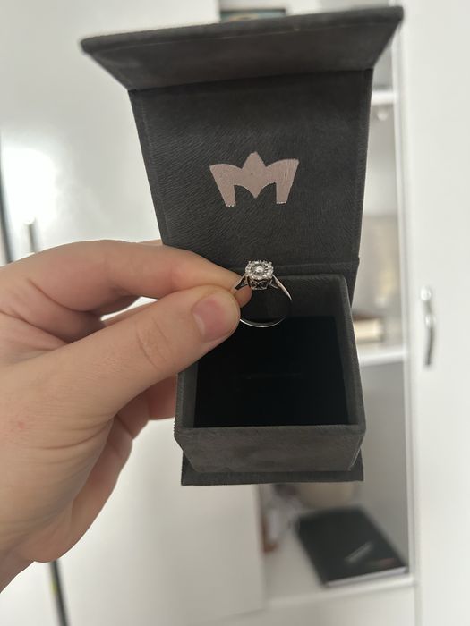 Inel aur alb 18k cu 14 diamante