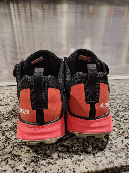 Адидас  Terrex  43ном.