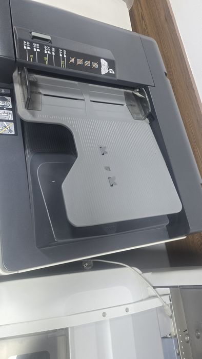 Принтер коника минольта