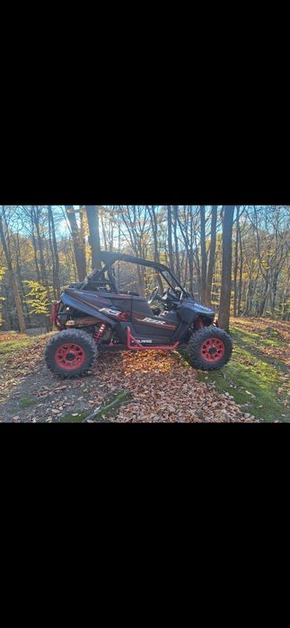 Polaris RZR 1000 RS1