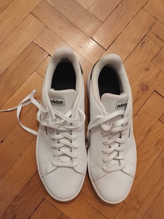 Чисто нови adidas Urban Court – Размер 44 2/3