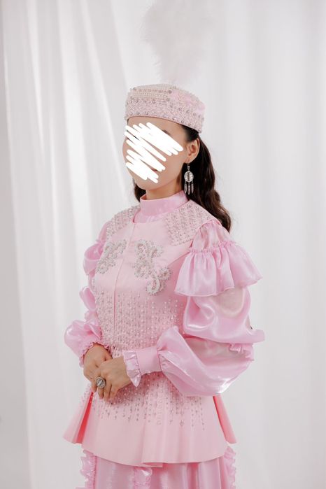 Ұзату наряд со шлейфом