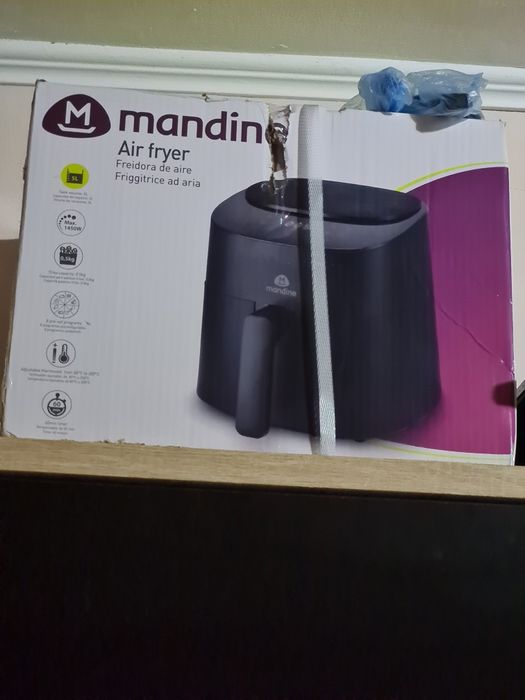 Friteuza cu aer cald Airfryer Mandine 5 litri,1450w sigilat!