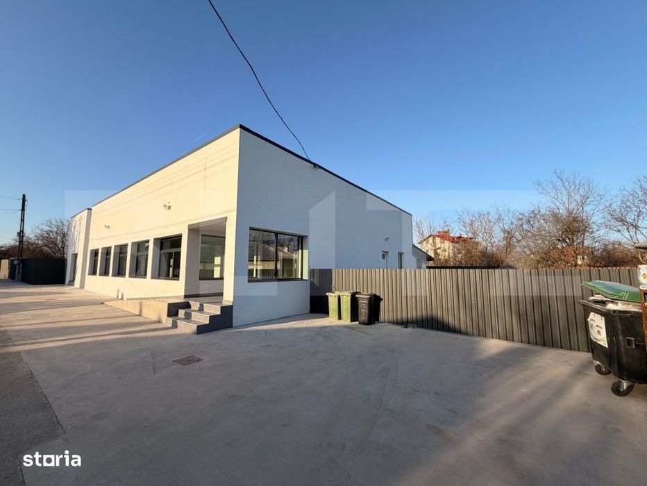 Spatiu 245 mp cu 10 parcari, curte logistica si rampa marfa – DN Rac