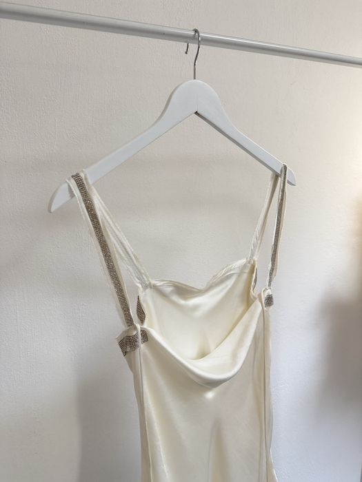 Сатенена рокля с камъни Zara /Зара S