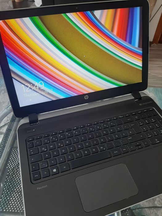 Vând hp pavilion 15 notebook