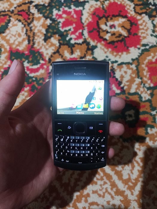 Nokia sara modellari sotiladi