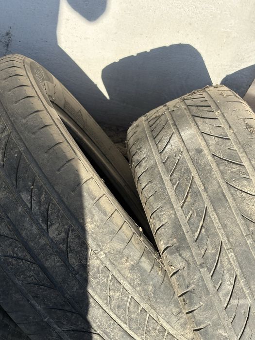 Шины буу Comforser 225/60R16 (2шт)