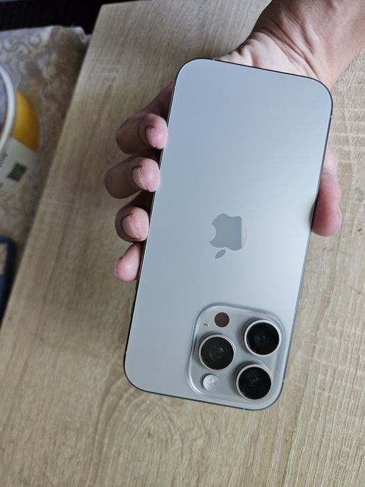 IPhone 16 pro LLA