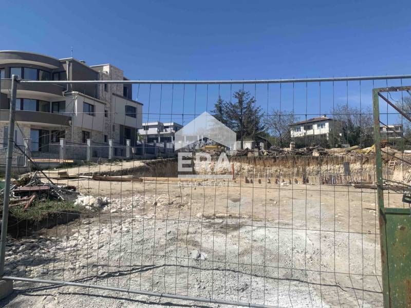 Продава се Тристаен апартамент в Варна, м-т Траката - 100 кв.м за 1250 €/кв.м - Снимка #6