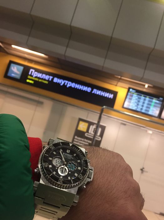 Soat. Haqiqiy yigitlar soati.