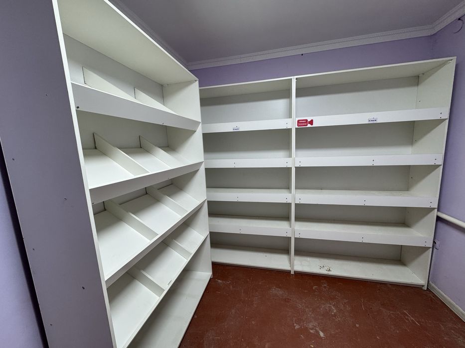 Стеллаж для магазина