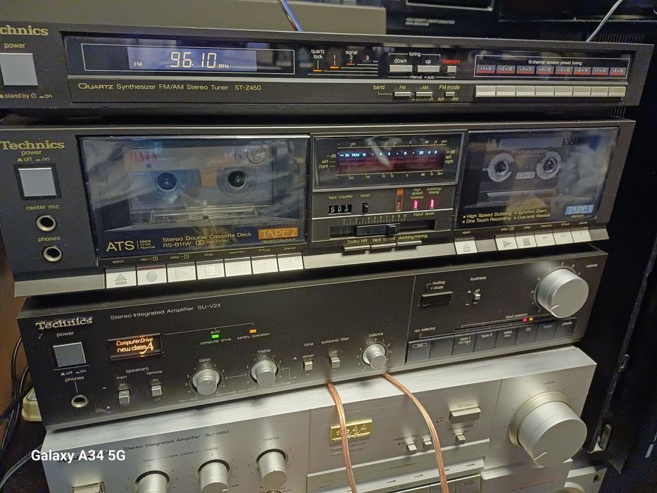 Linie TechnicsSu-v2x  muzica oldschool