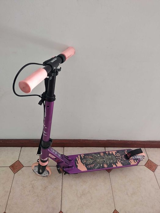 Детска тротинетка от Декатлон.