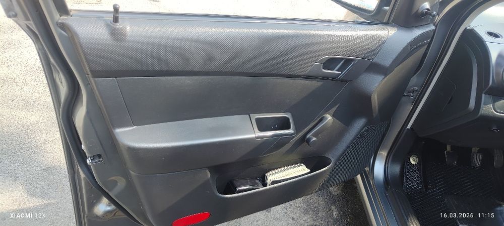 Нексия 3 срочно сотилпди