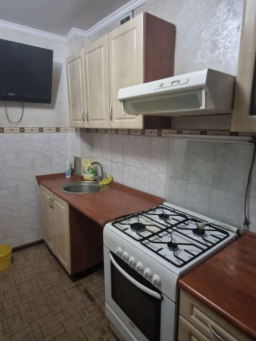 Срочно продам кухонный гарнитур