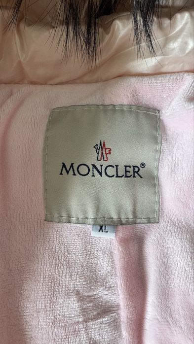 Комбинизон зимний от Moncler