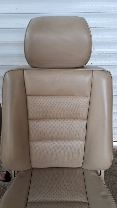 Предна лява седалка за Mercedes w124 Cupe