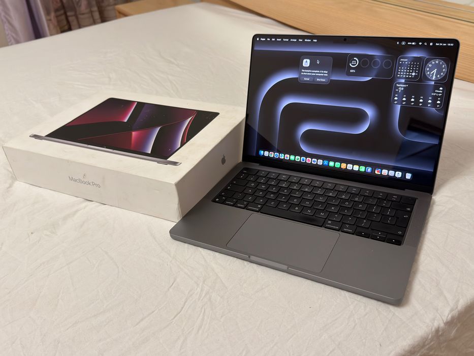 14” Macbook Pro M2 Pro 512GB