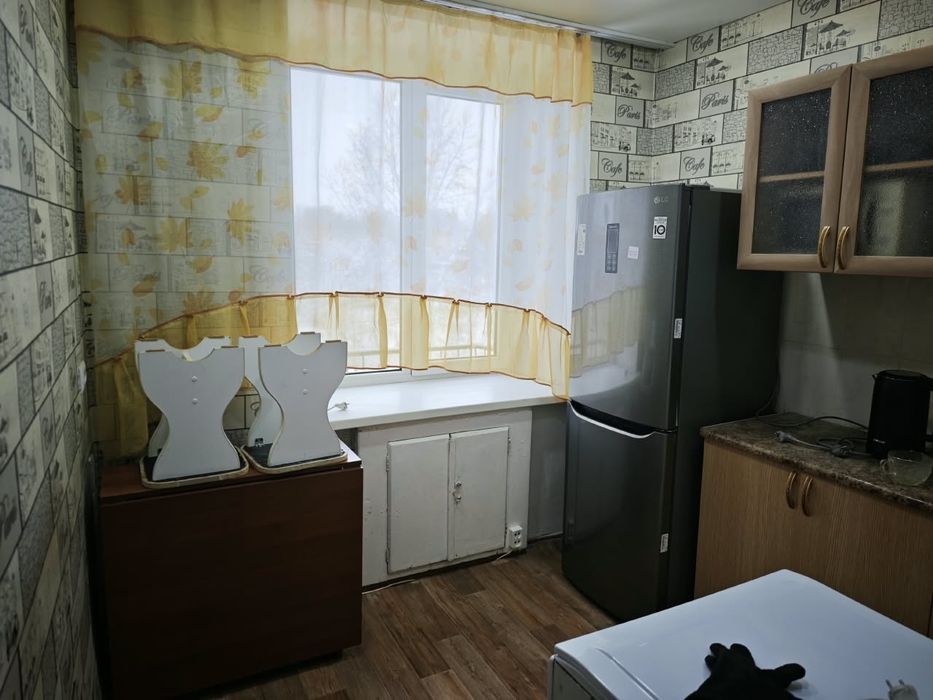 Сдам квартиру полуторку.