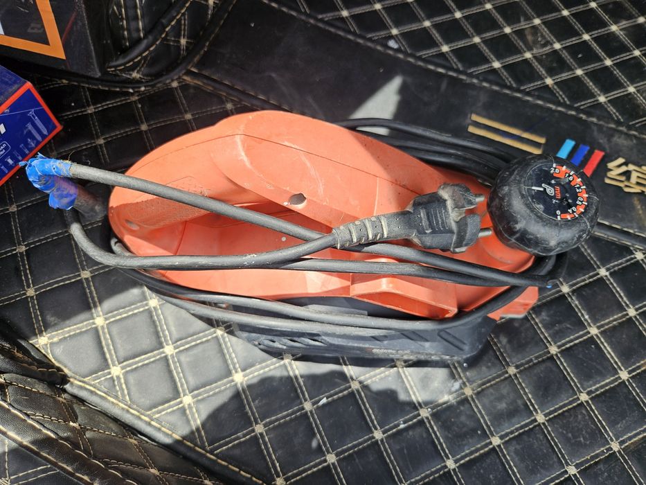 Электрорубанок BLACK & DECKER оригинал