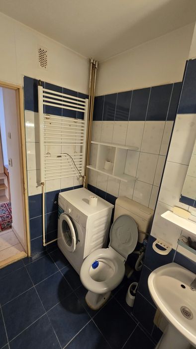 Închiriez apartament cu o camera zona confectii
