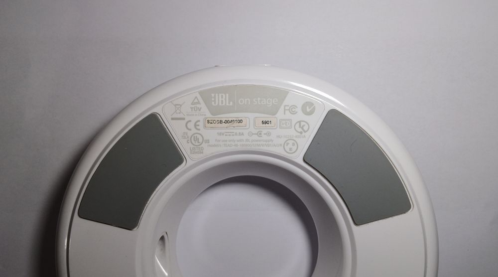 JBL On Stage boxa/docking