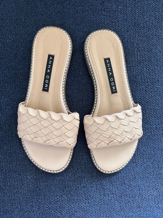 Papuci piele marime 36