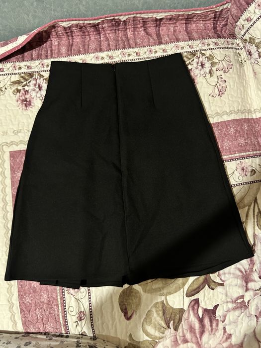 Продам черную юбку,S размера